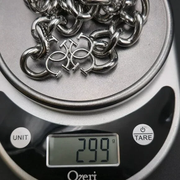 19 Inch Pavé & Quatro Guess Brand Necklace B1017 - Picture 7 of 7